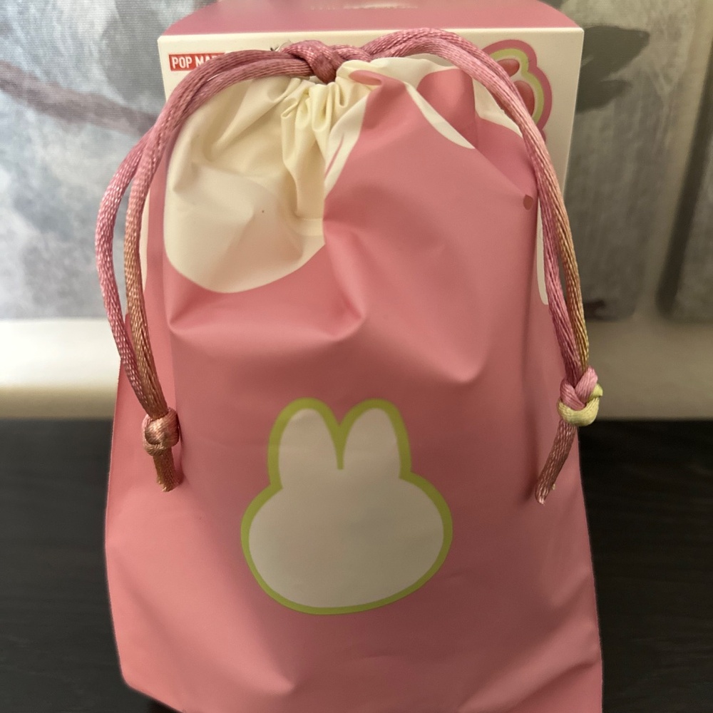Pop Mart Labubu Exciting Macaroon Collection- LYCHEE BERRY - Picture 4 of 4